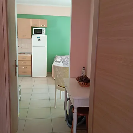 Apartment Mavridis *