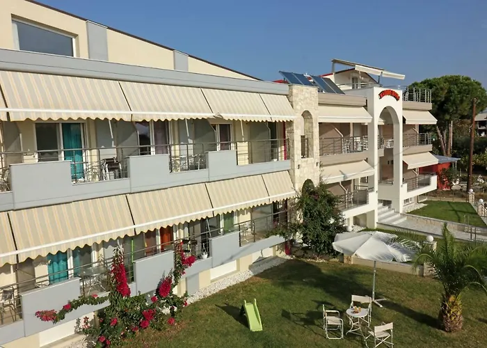 Mavridis Nikiti (Sithonia)